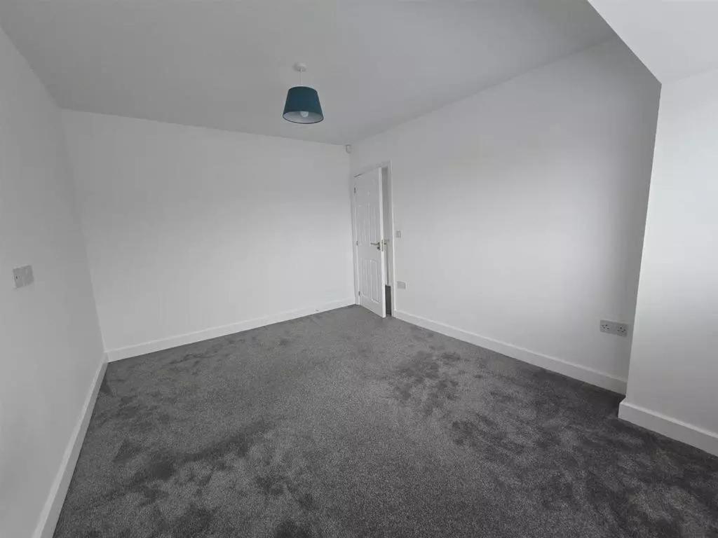 Apartment Luxury 4-bed Near *